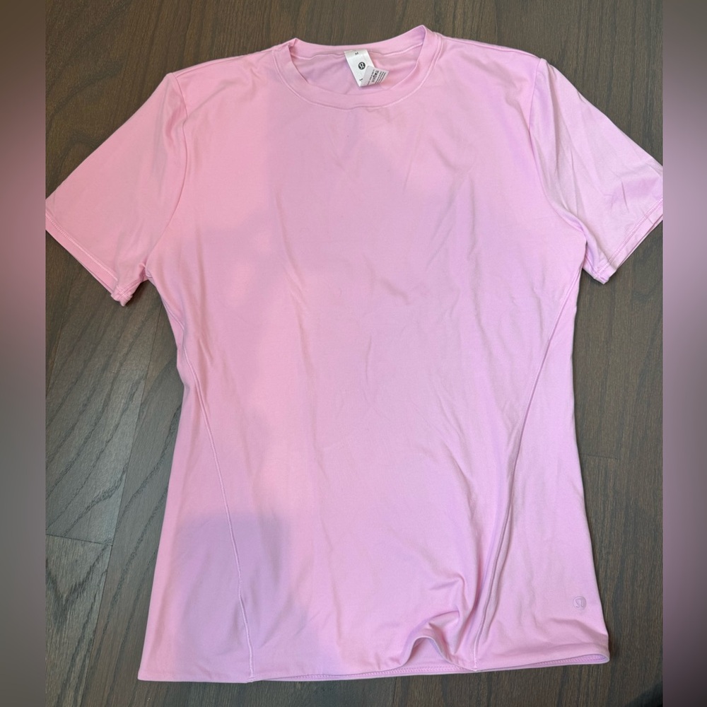 lululemon pink short sleeve shirt never worn